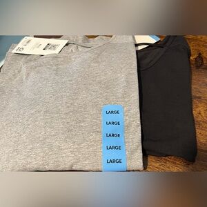 Women’s Long Sleeve Active Tee Shirt Bundle of 2 One Gray & One Black Size Large